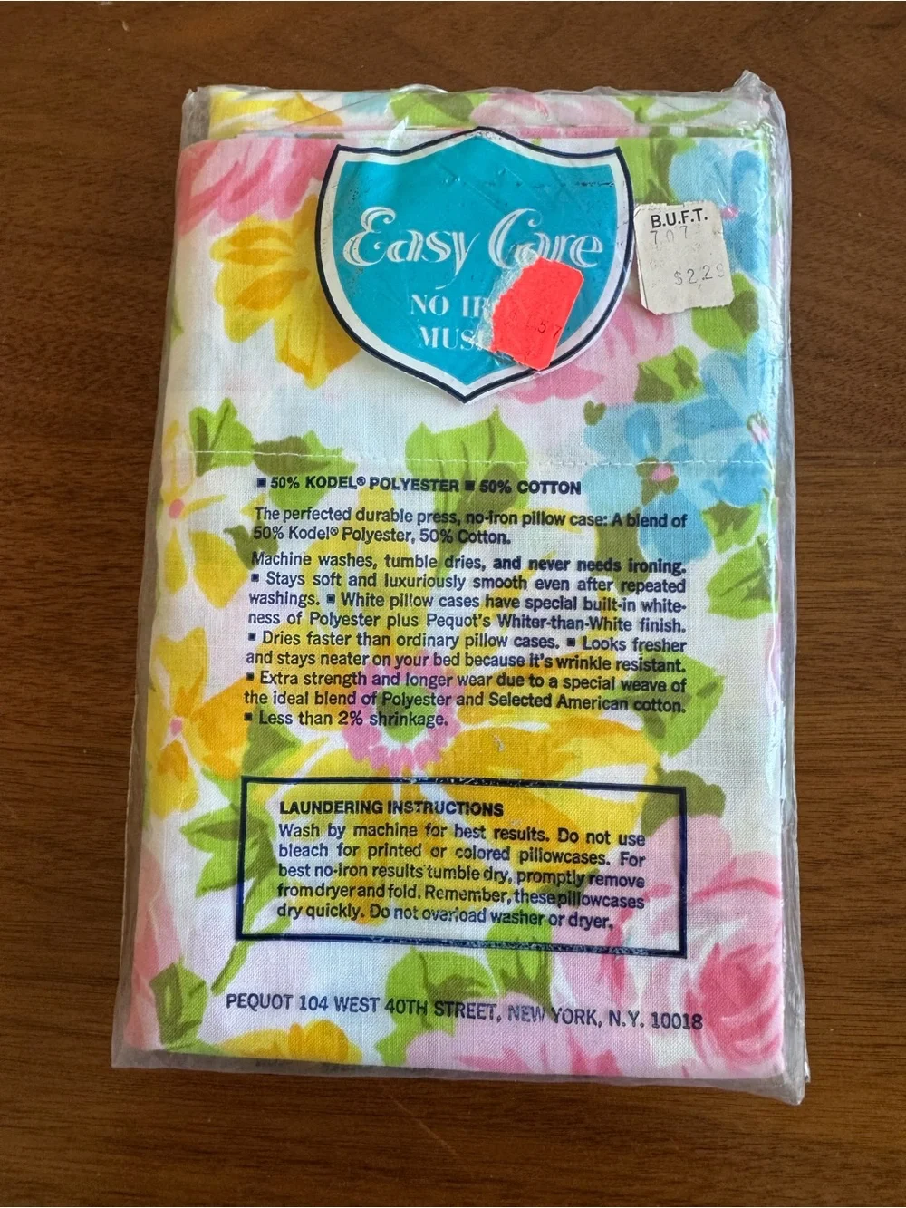 Vintage 70s Pequot Easy Care No Iron Muslin Floral Set Of 2 Pillow Cases Std NEW
